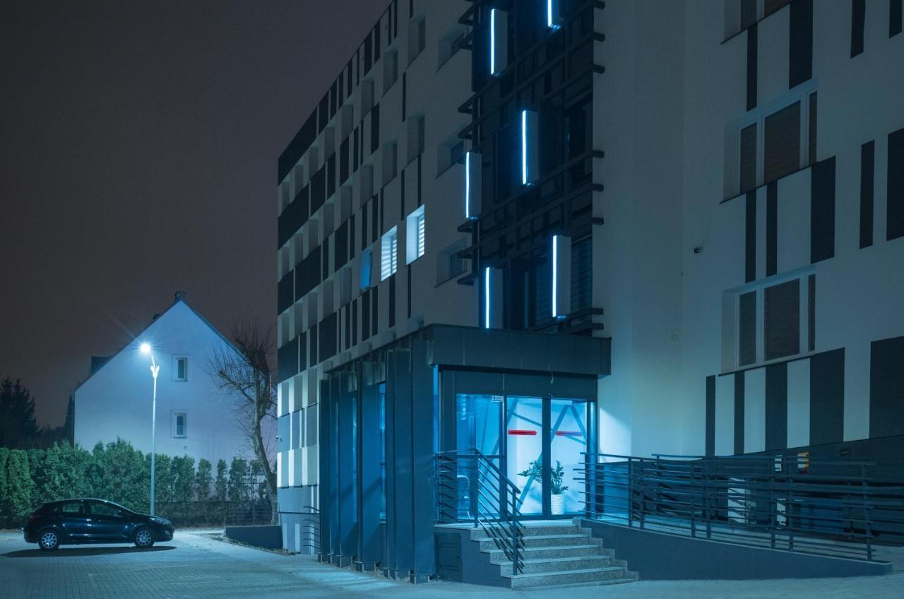 My 1St Place Poznan Aparthotel Exterior foto